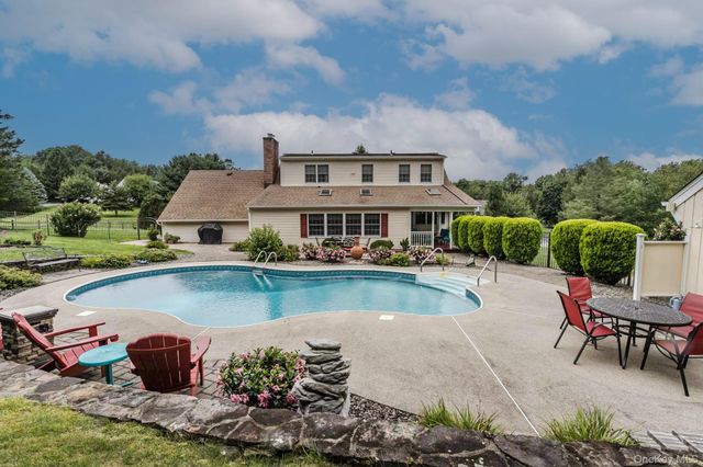 1 Cedar Hill Drive, Warwick, NY 10990