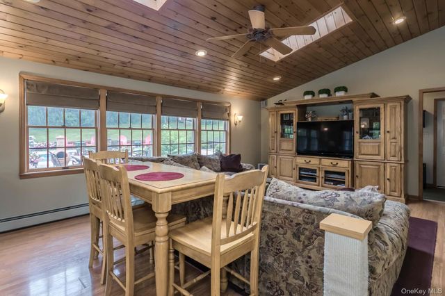 1 Cedar Hill Drive, Warwick, NY 10990