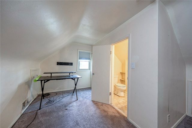 384 Whittier Dr, Penn Hills, PA 15235