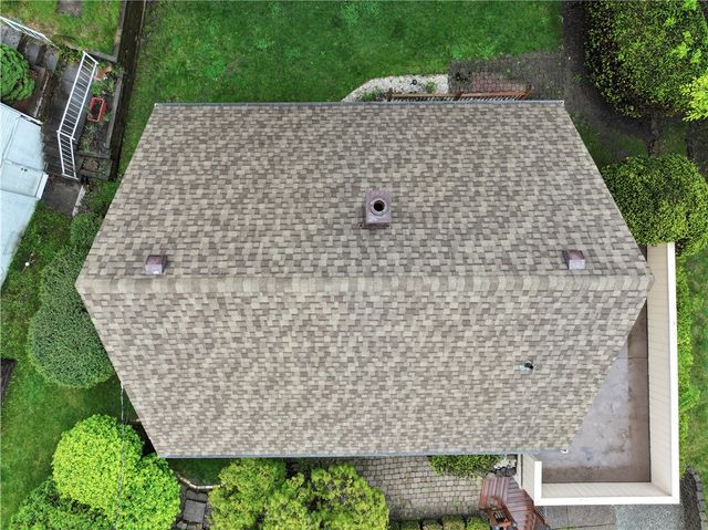384 Whittier Dr, Penn Hills, PA 15235