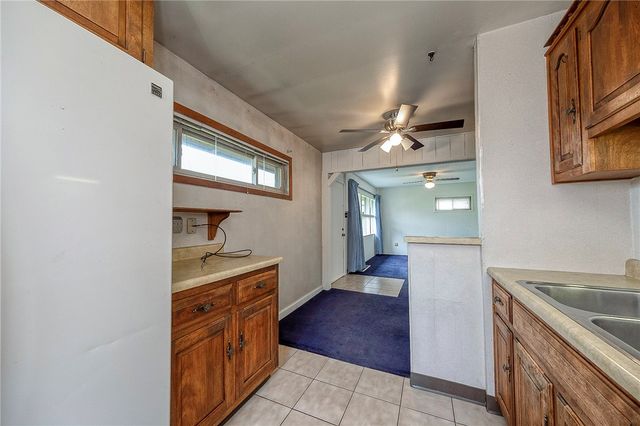 384 Whittier Dr, Penn Hills, PA 15235