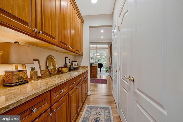 2725 CABERNET LN, Annapolis, MD 21401