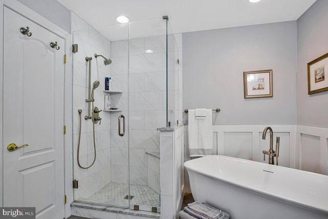 2725 CABERNET LN, Annapolis, MD 21401