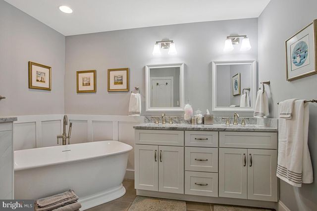 2725 CABERNET LN, Annapolis, MD 21401