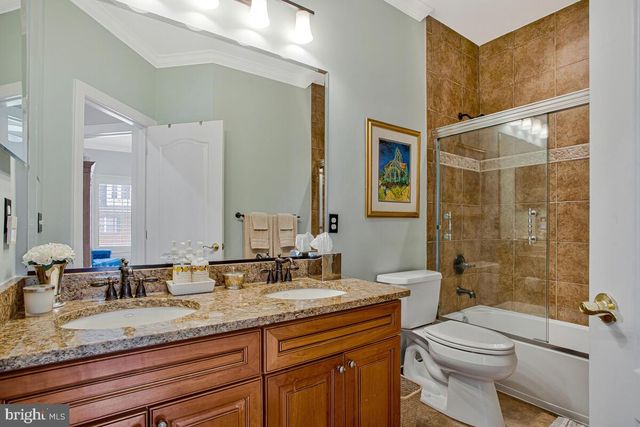 2725 CABERNET LN, Annapolis, MD 21401