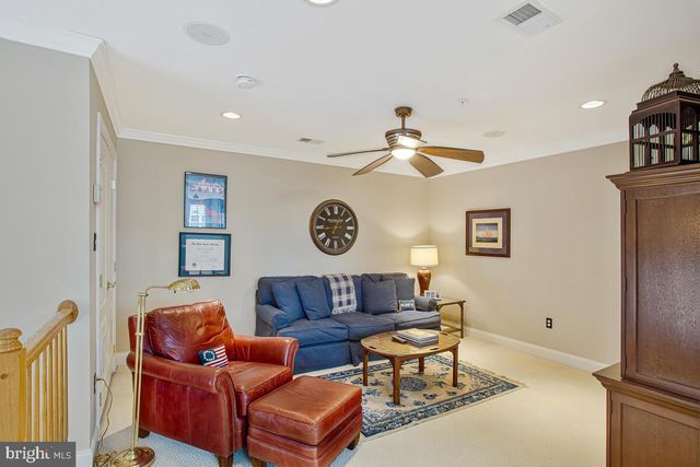 2725 CABERNET LN, Annapolis, MD 21401