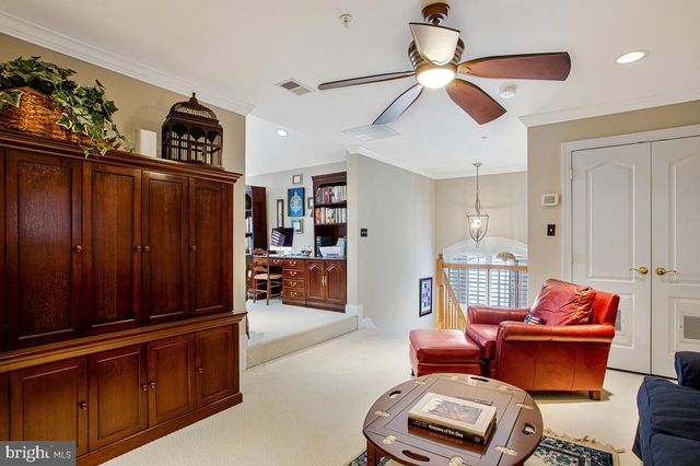 2725 CABERNET LN, Annapolis, MD 21401