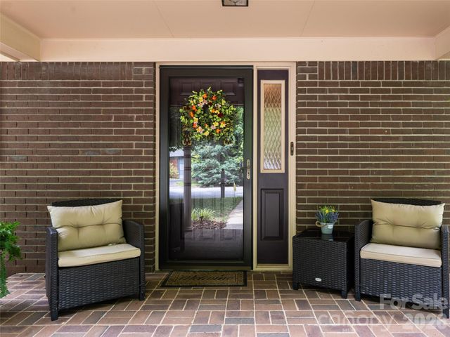 29 Jean Drive, Asheville, NC 28803