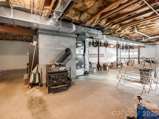 29 Jean Drive, Asheville, NC 28803