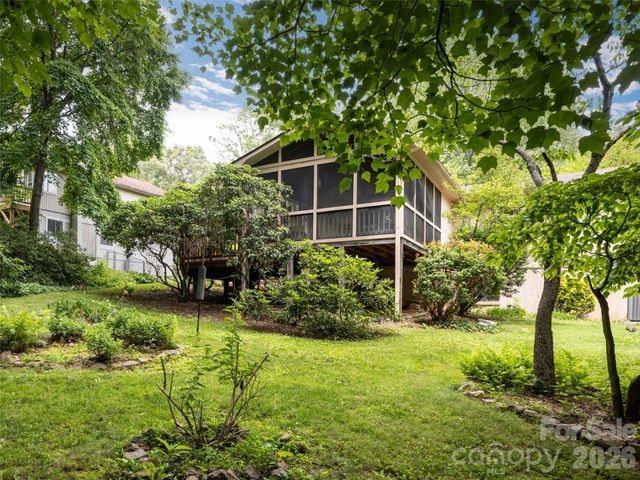 29 Jean Drive, Asheville, NC 28803