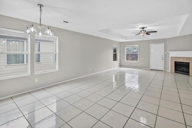 639 Regal Hollow Lane, Houston, TX 77073