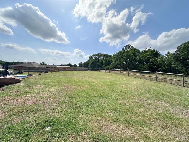 41258 Cottage Drive, Shawnee, OK 74804
