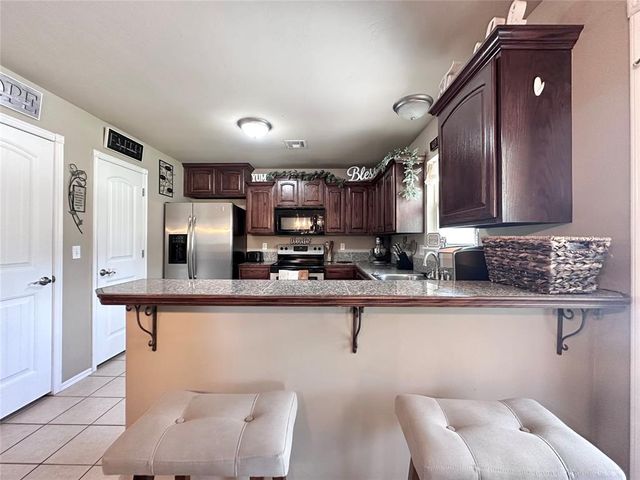 41258 Cottage Drive, Shawnee, OK 74804