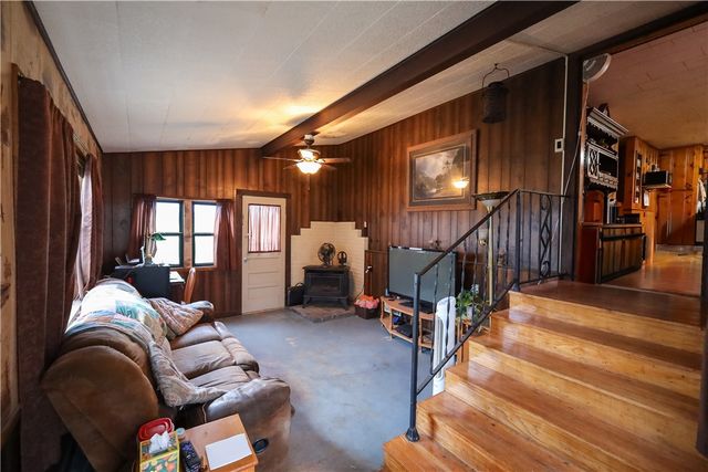 1474 Garnett Street, Diamond City, AR 72644