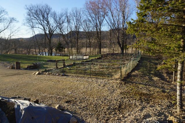 W371 State Highway 162, Stoddard, WI 54658