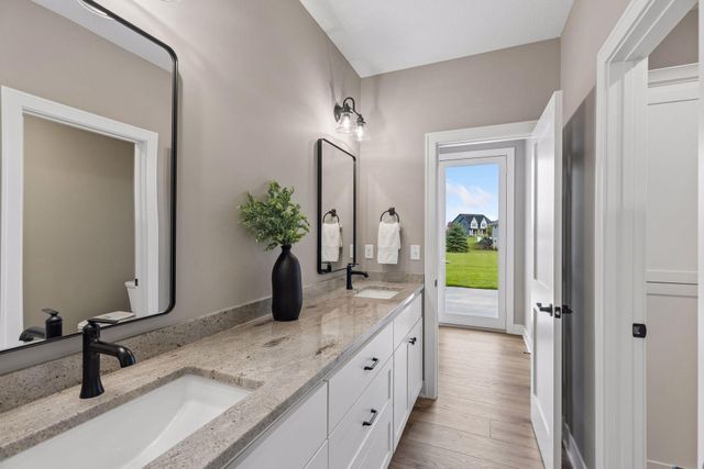 4707 Ogden Trail Lane N, Stillwater, MN 55082