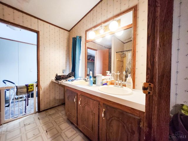 1921 Amiott Lane, Sterling Twp, OH 45154