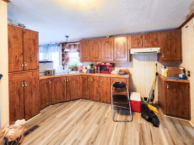 1921 Amiott Lane, Sterling Twp, OH 45154