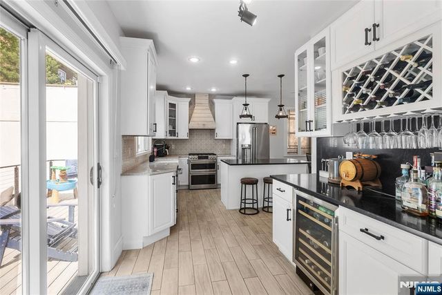 5 75th Street, North Bergen, NJ 07047