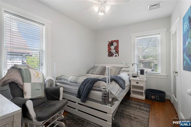 5 75th Street, North Bergen, NJ 07047