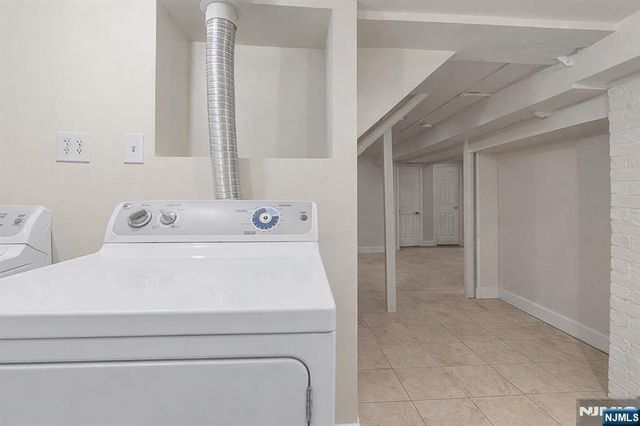 5 75th Street, North Bergen, NJ 07047