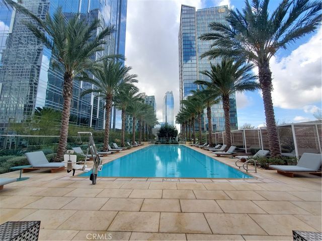 877 Francisco Street 521, Los Angeles, CA 90017