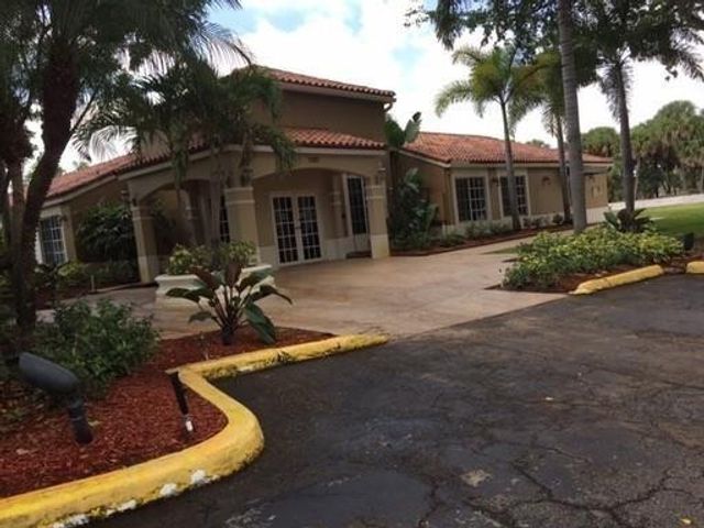 1174 Lake Terry Drive G, West Palm Beach, FL 33411