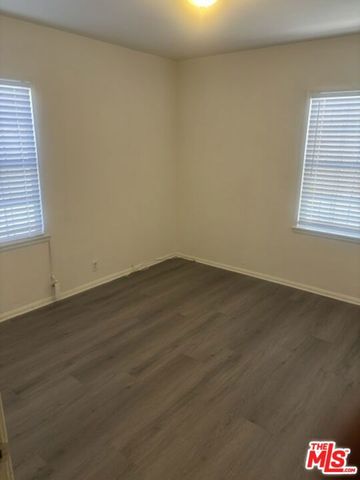 2183 W 27th St Street, Los Angeles, CA 90018