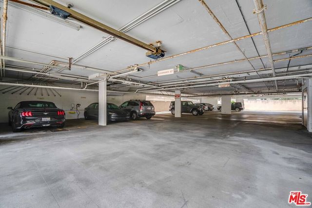 2335 S Bentley Avenue 104, Los Angeles, CA 90064