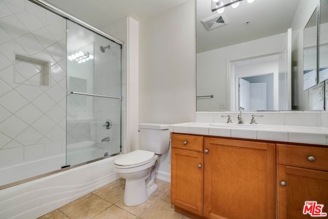 2335 S Bentley Avenue 104, Los Angeles, CA 90064