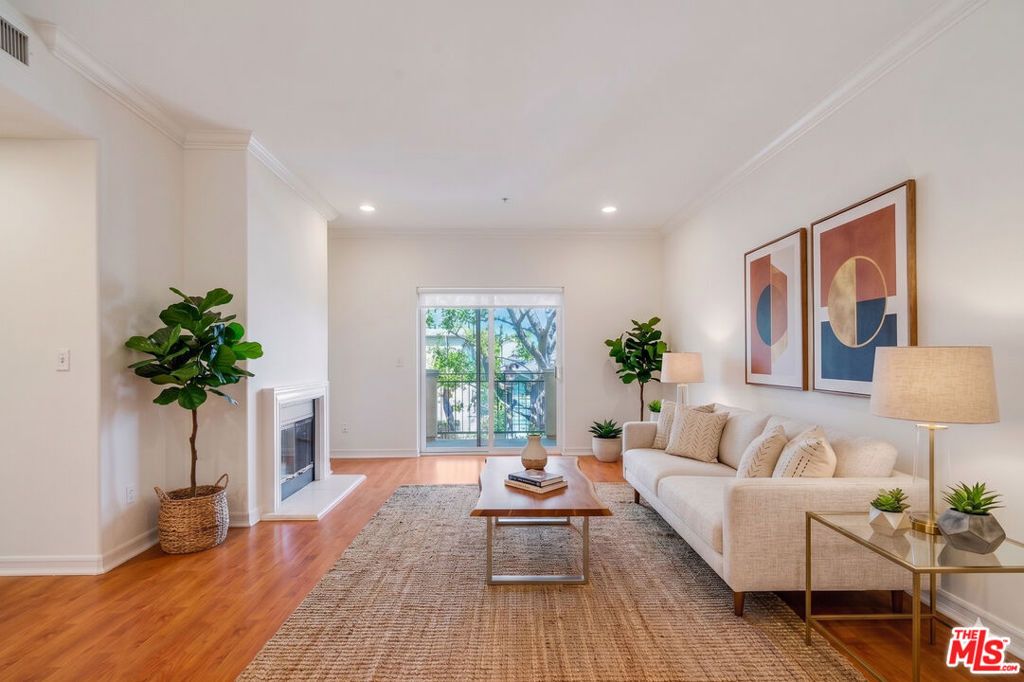 2335 S Bentley Avenue 104, Los Angeles, CA 90064
