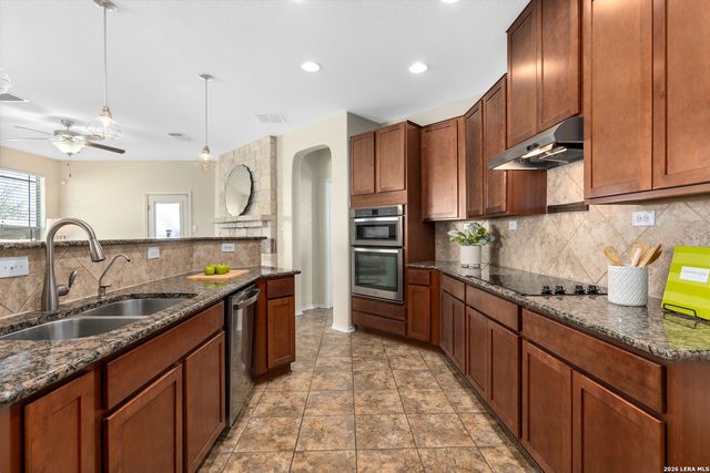 5741 Bill Hass, Schertz, TX 78108