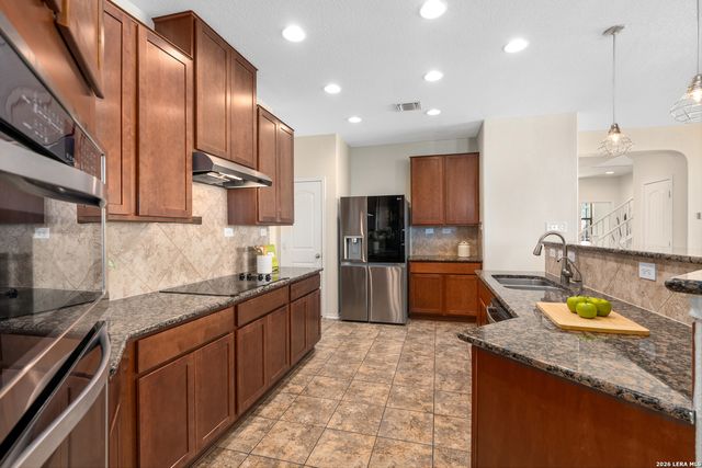 5741 Bill Hass, Schertz, TX 78108