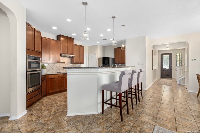 5741 Bill Hass, Schertz, TX 78108