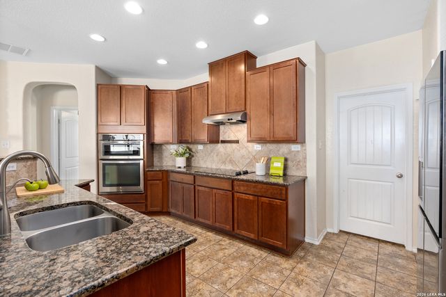 5741 Bill Hass, Schertz, TX 78108