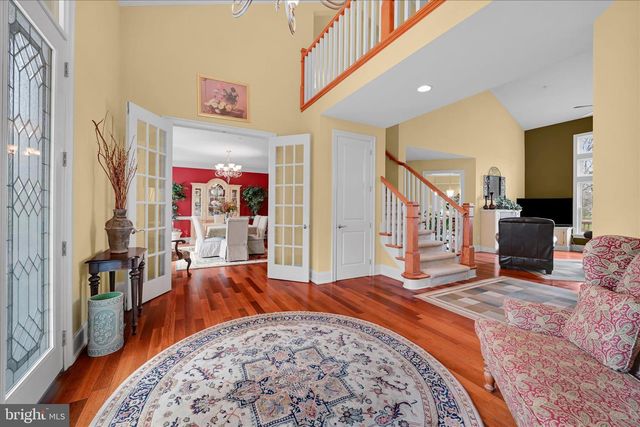 378 S WARNER RD, Wayne, PA 19087