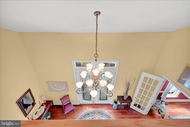 378 S WARNER RD, Wayne, PA 19087