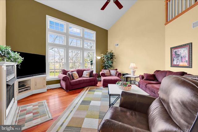 378 S WARNER RD, Wayne, PA 19087