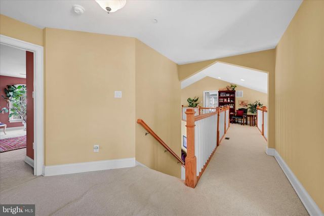 378 S WARNER RD, Wayne, PA 19087