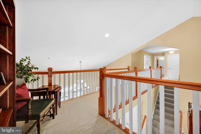 378 S WARNER RD, Wayne, PA 19087