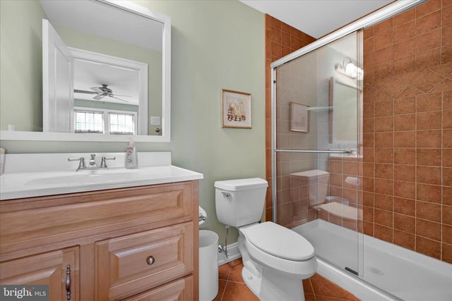 378 S WARNER RD, Wayne, PA 19087