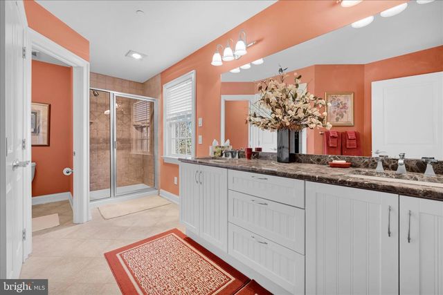 378 S WARNER RD, Wayne, PA 19087
