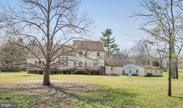 378 S WARNER RD, Wayne, PA 19087