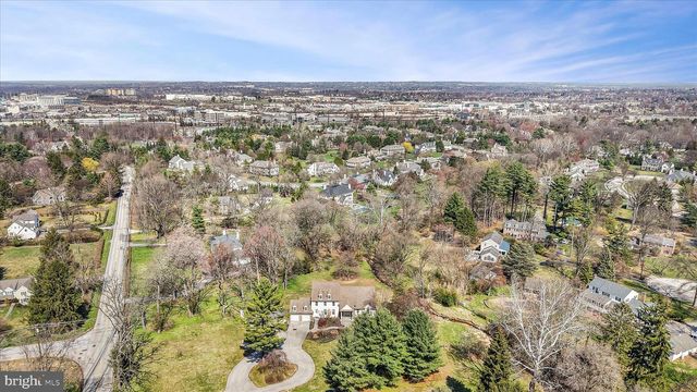 378 S WARNER RD, Wayne, PA 19087