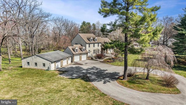 378 S WARNER RD, Wayne, PA 19087