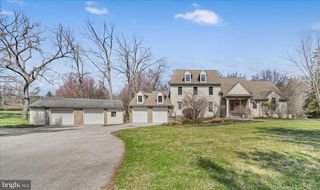 378 S WARNER RD, Wayne, PA 19087