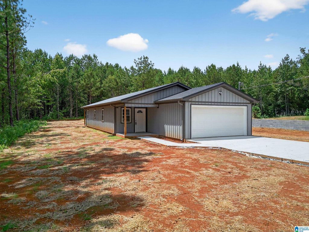 1129 EARL ROBERTS ROAD, Anniston, AL 36207