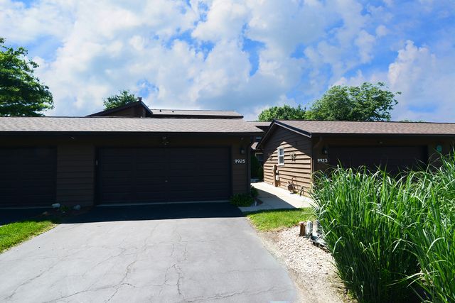9925 Amanda Lane, Algonquin, IL 60102