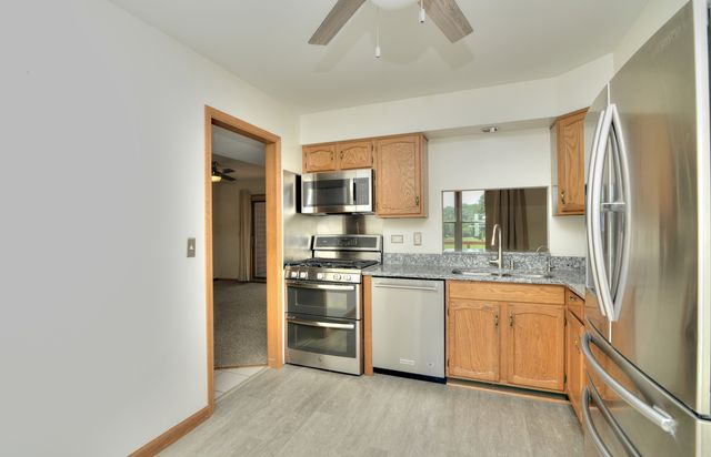 9925 Amanda Lane, Algonquin, IL 60102