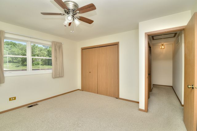 9925 Amanda Lane, Algonquin, IL 60102